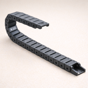 Гибкий кабельный канал пластиковый 22*80 мм R60 мм в наличии в Северодвинске