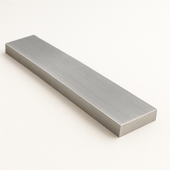 Полоса нержавеющая 60х8х6000 мм AISI 304 ASTM A484 в наличии в Северодвинске