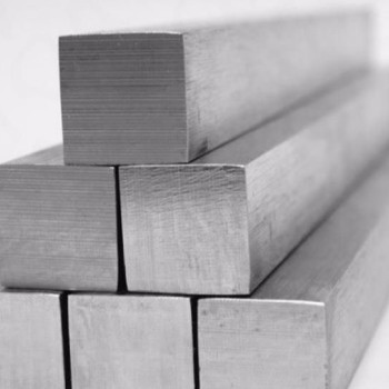 Дюралевый квадрат Д16 40х40 мм ГОСТ 21488-97 в наличии в Северодвинске